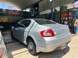 بيجو 407